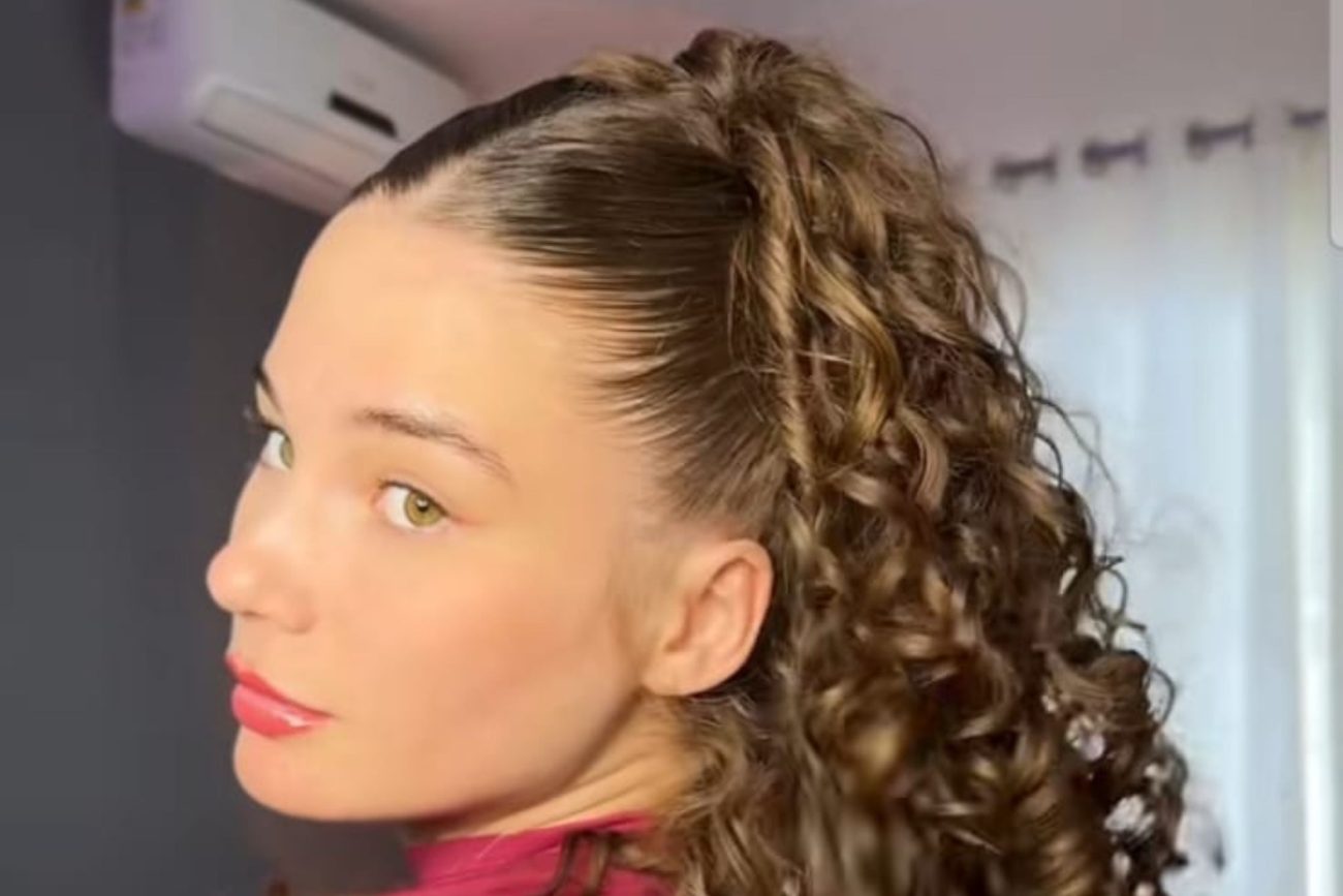 penteados para cabelo cacheado rápido