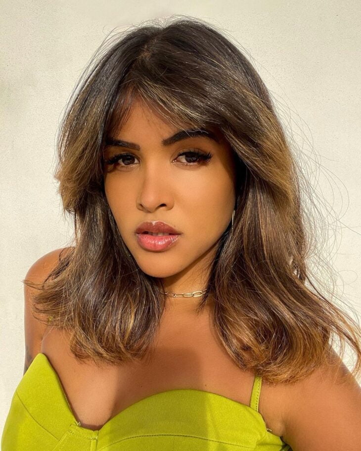 franja lateral cabelo médio