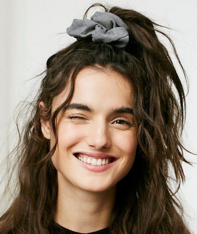 cabelo anos 80 volume