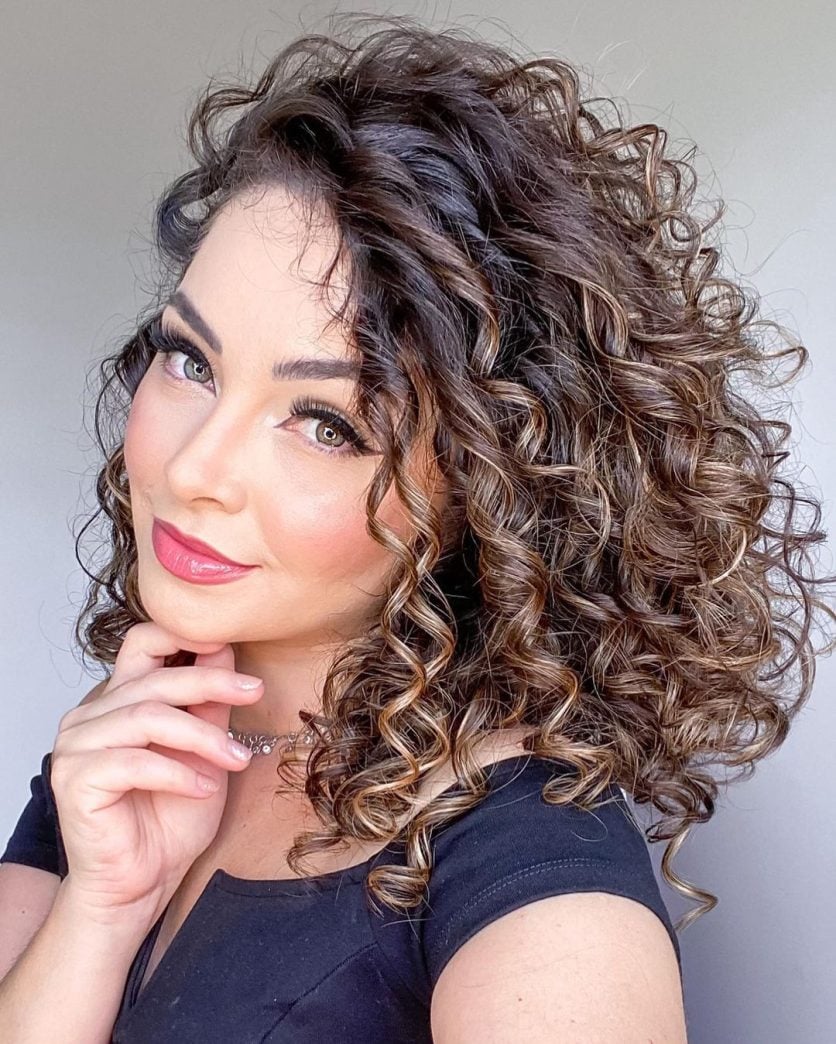 penteado com trança cabelo cacheado curto casamento