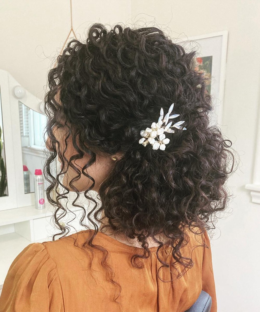 penteado cabelo cacheado curto rápido