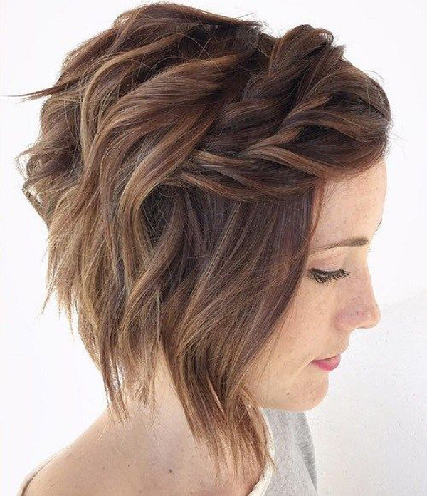 penteado cabelo curto simples e elegante