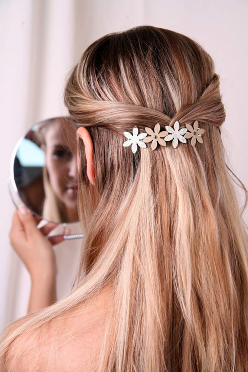 penteado madrinha cabelo solto semi preso