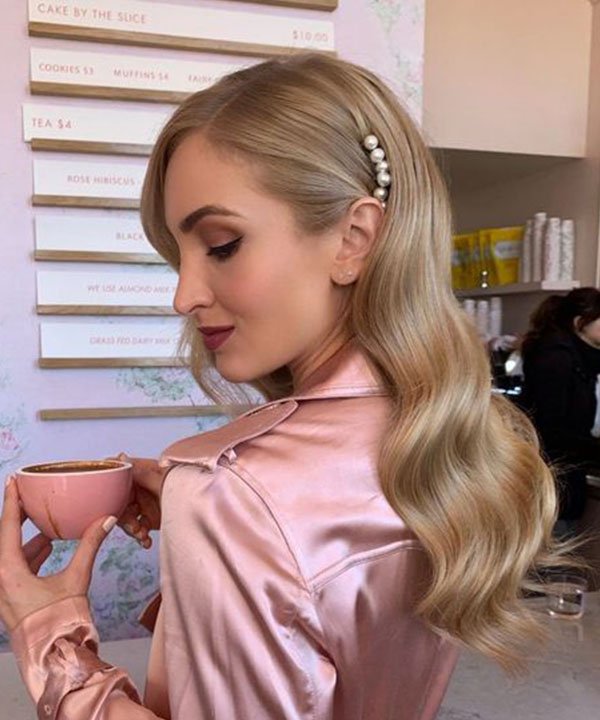 penteado madrinha cabelo solto casamento noite