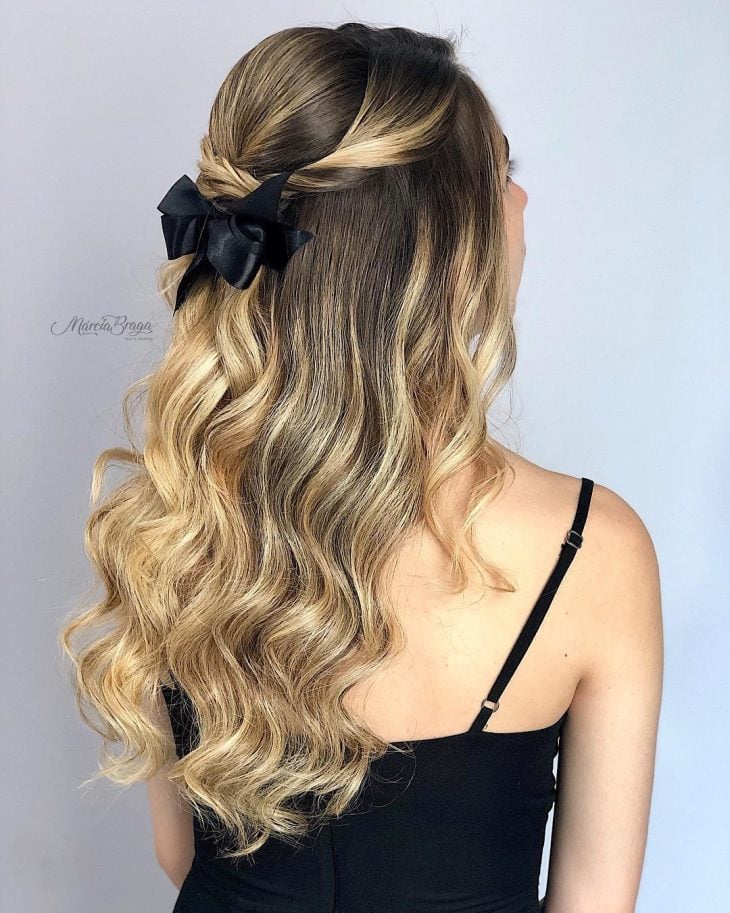 penteado elegante com laço