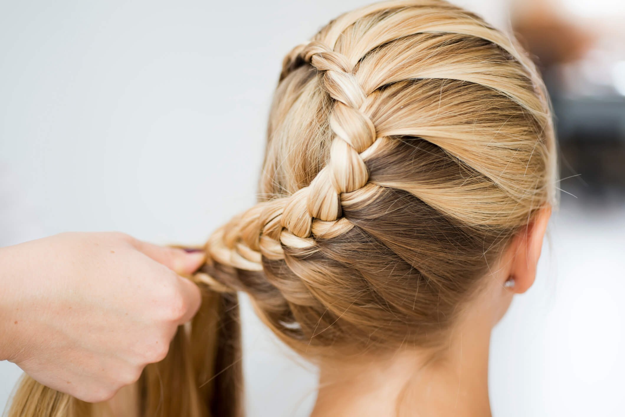 penteado com trança para dia a dia cabelo liso