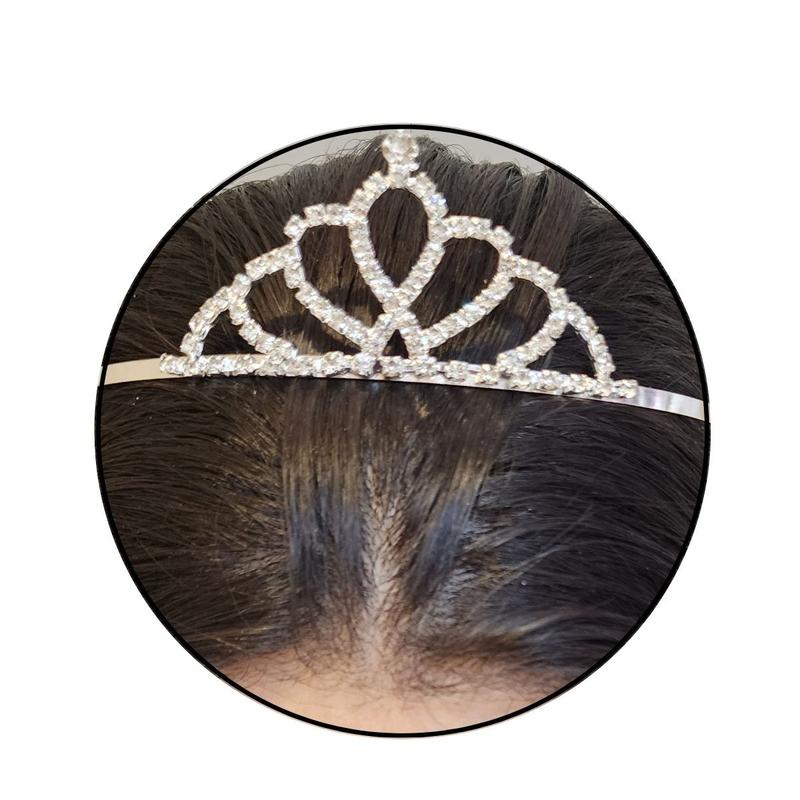 penteado daminha coque tiara