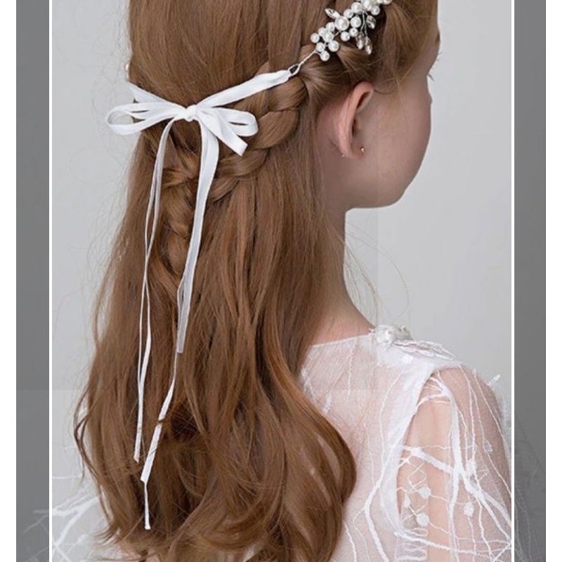 penteado daminha trança tiara