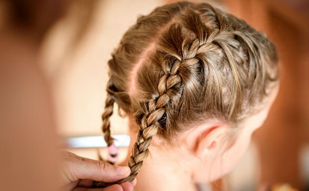 penteado para cabelo cacheado 10 anos