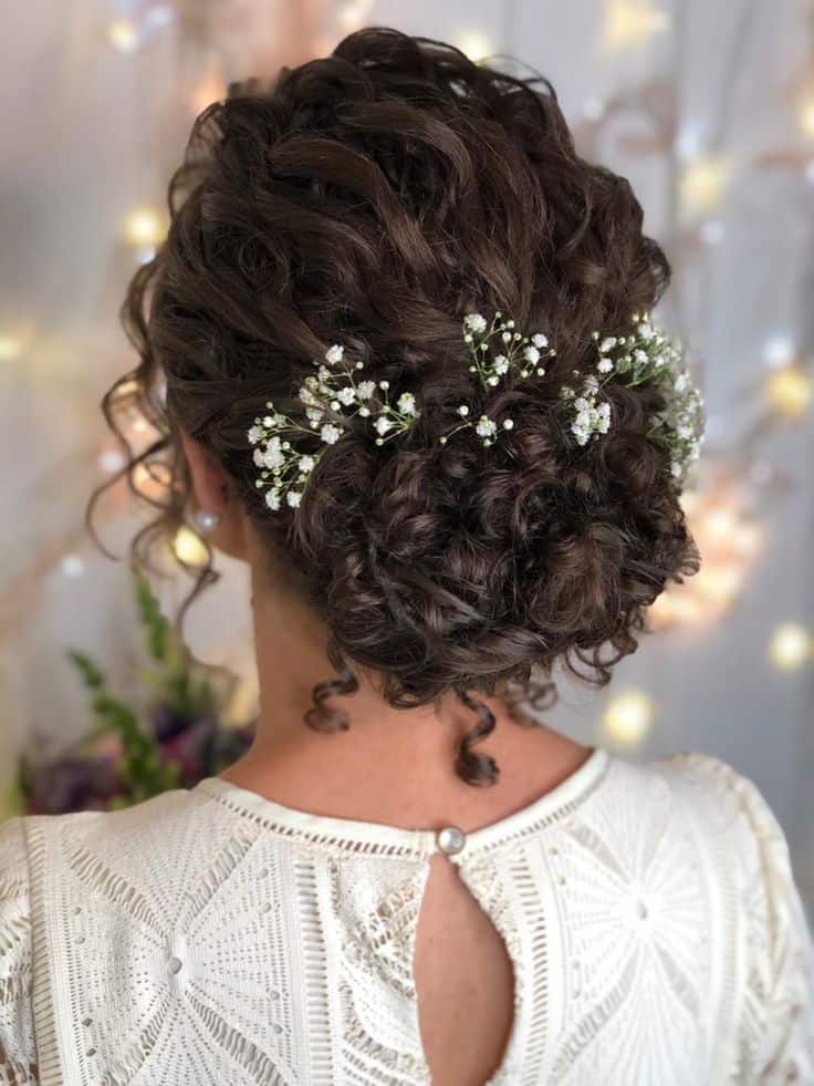 penteado noiva cacheada coque