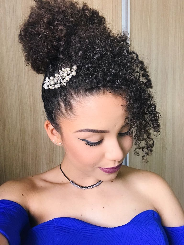 penteado anos 60 para festa temática