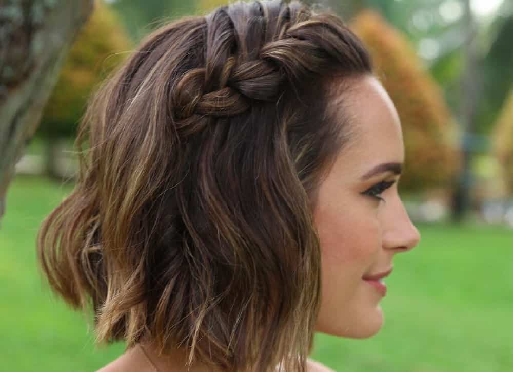 penteados para cabelo curto com franja