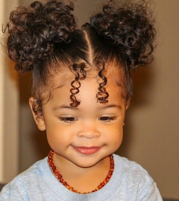 penteado infantil cabelo cacheado para batizado
