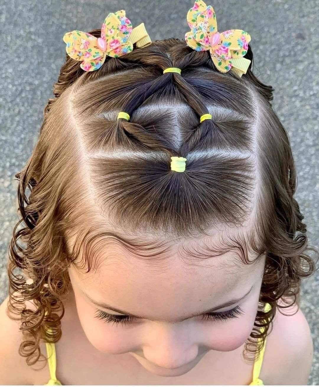 penteados para festa cabelo cacheado curto criança