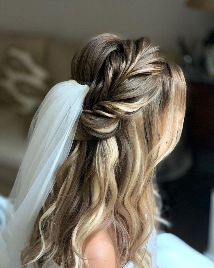 penteado meio preso rápido