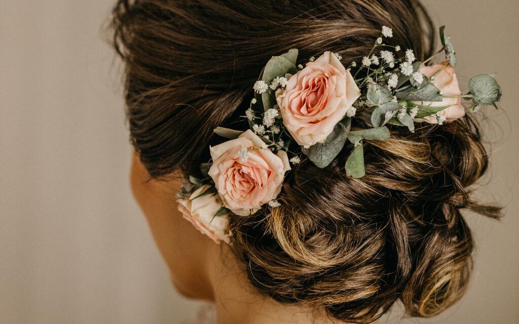 penteado noiva com tiara