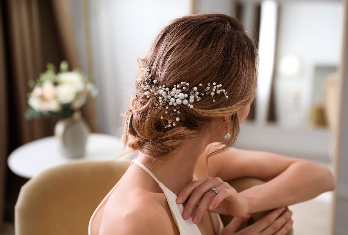 penteado noiva casamento civil com flores