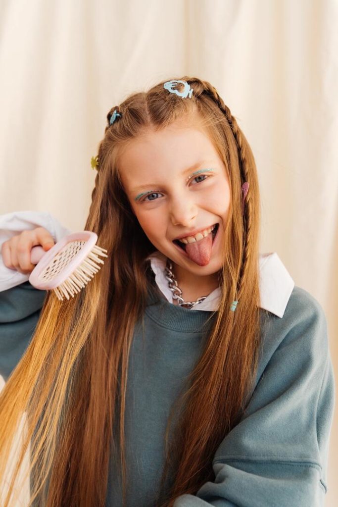 penteados fáceis cabelo infantil liso