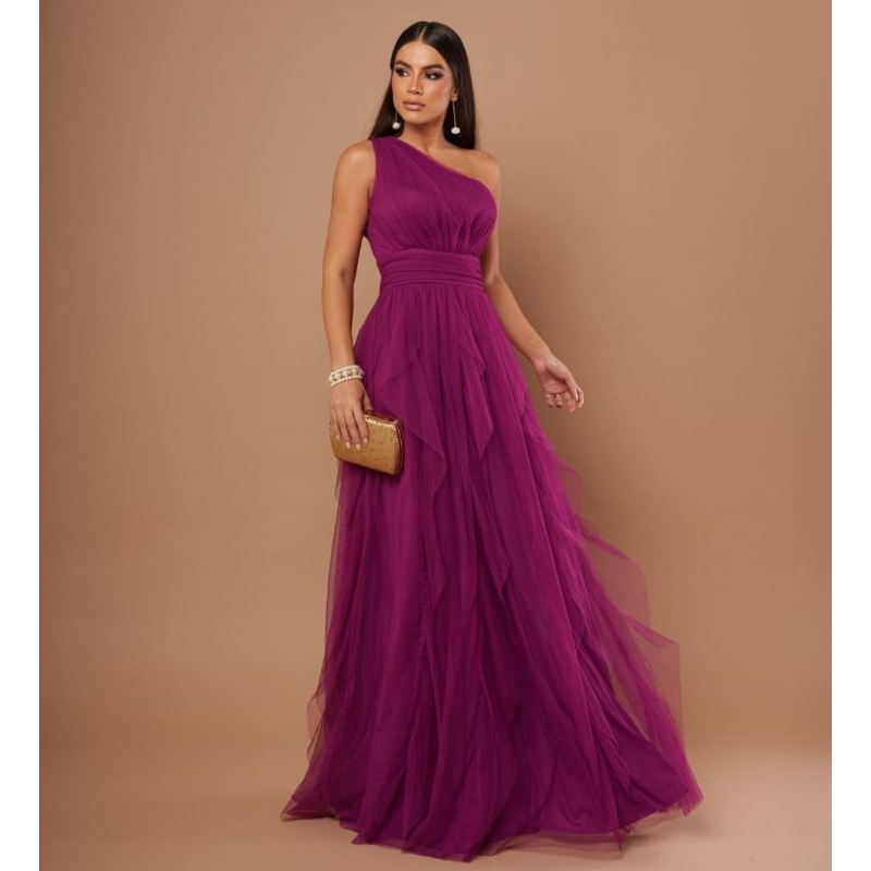 penteado lateral vestido ombro a ombro