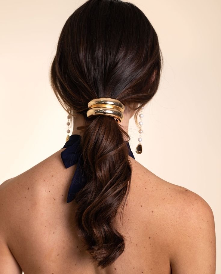 penteados para cabelo médio com franja