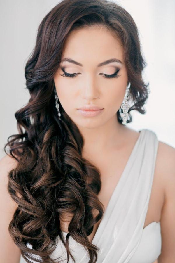 penteado lateral cabelo cacheado