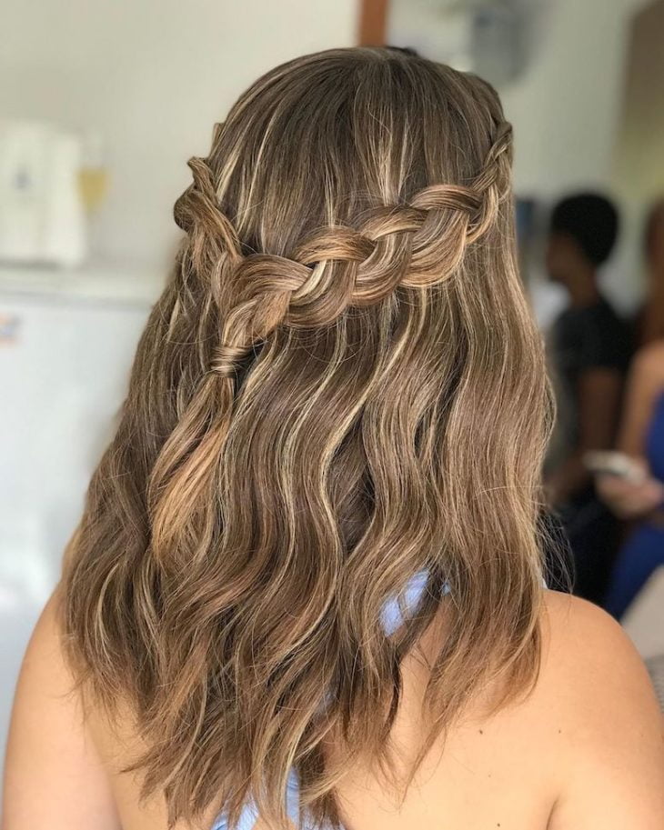 penteados com trança para festa