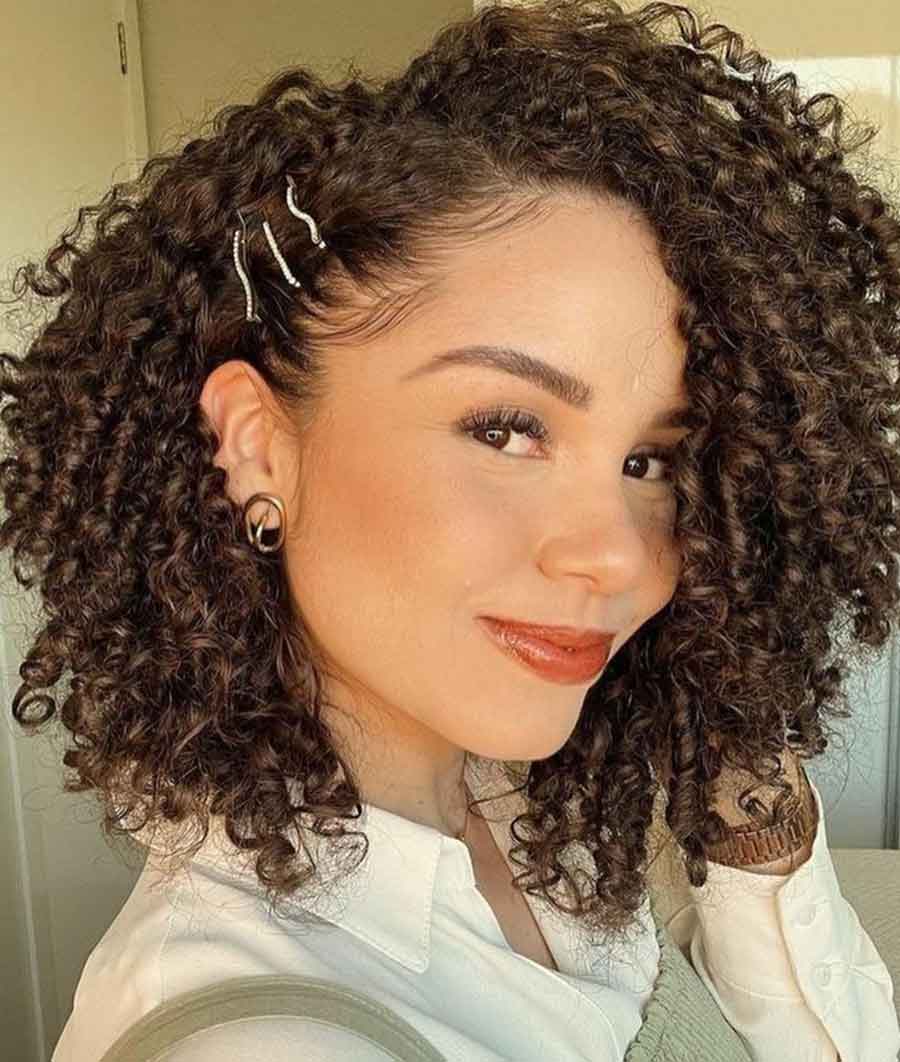 penteados com coque cabelo cacheado