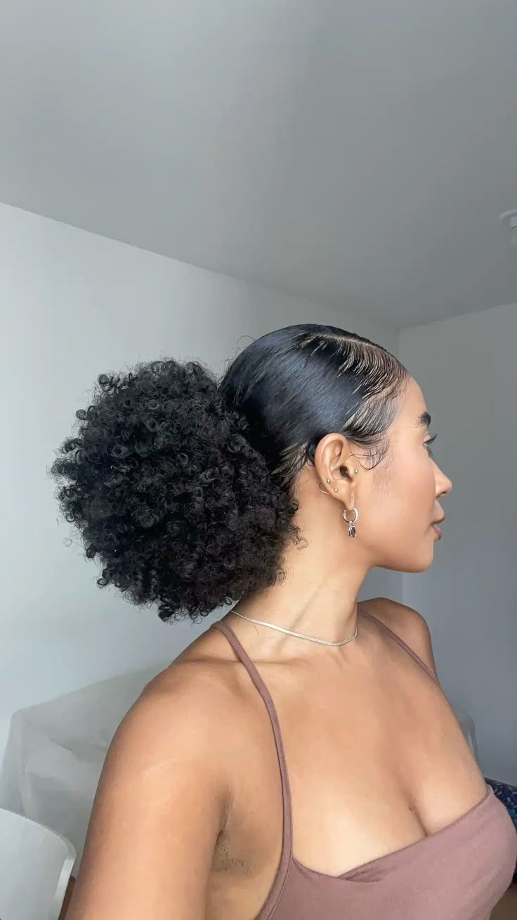 penteados com rabo de cavalo cabelo cacheado