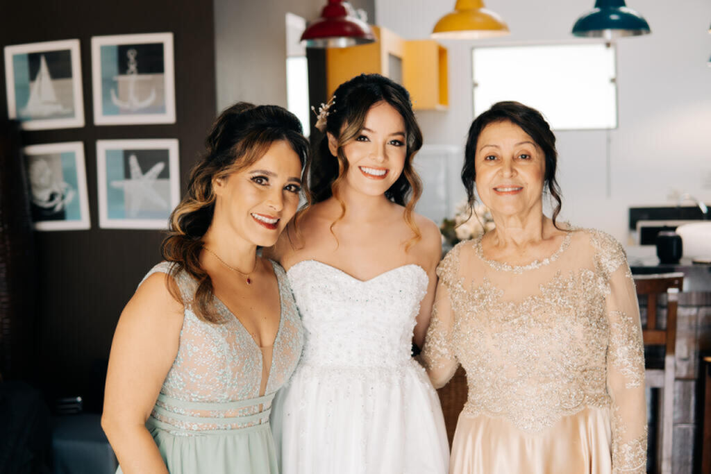 penteados presos e soltos para mães de noiva