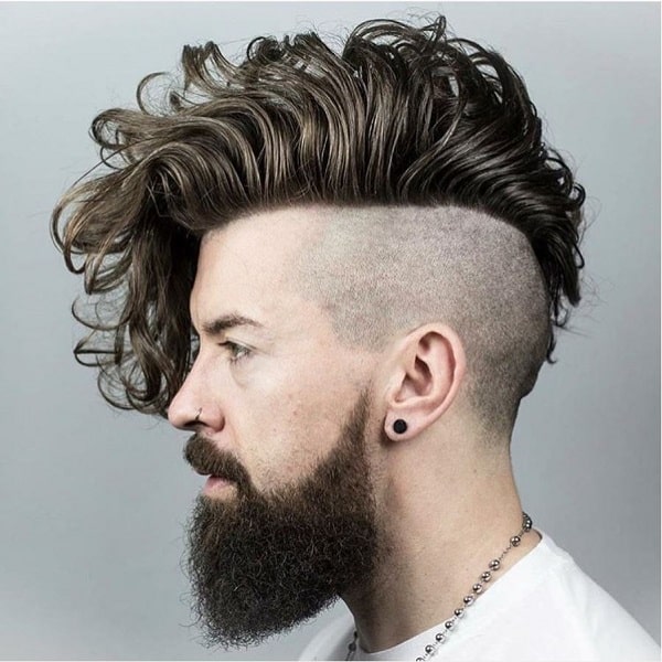 penteados para cabelo longo homem