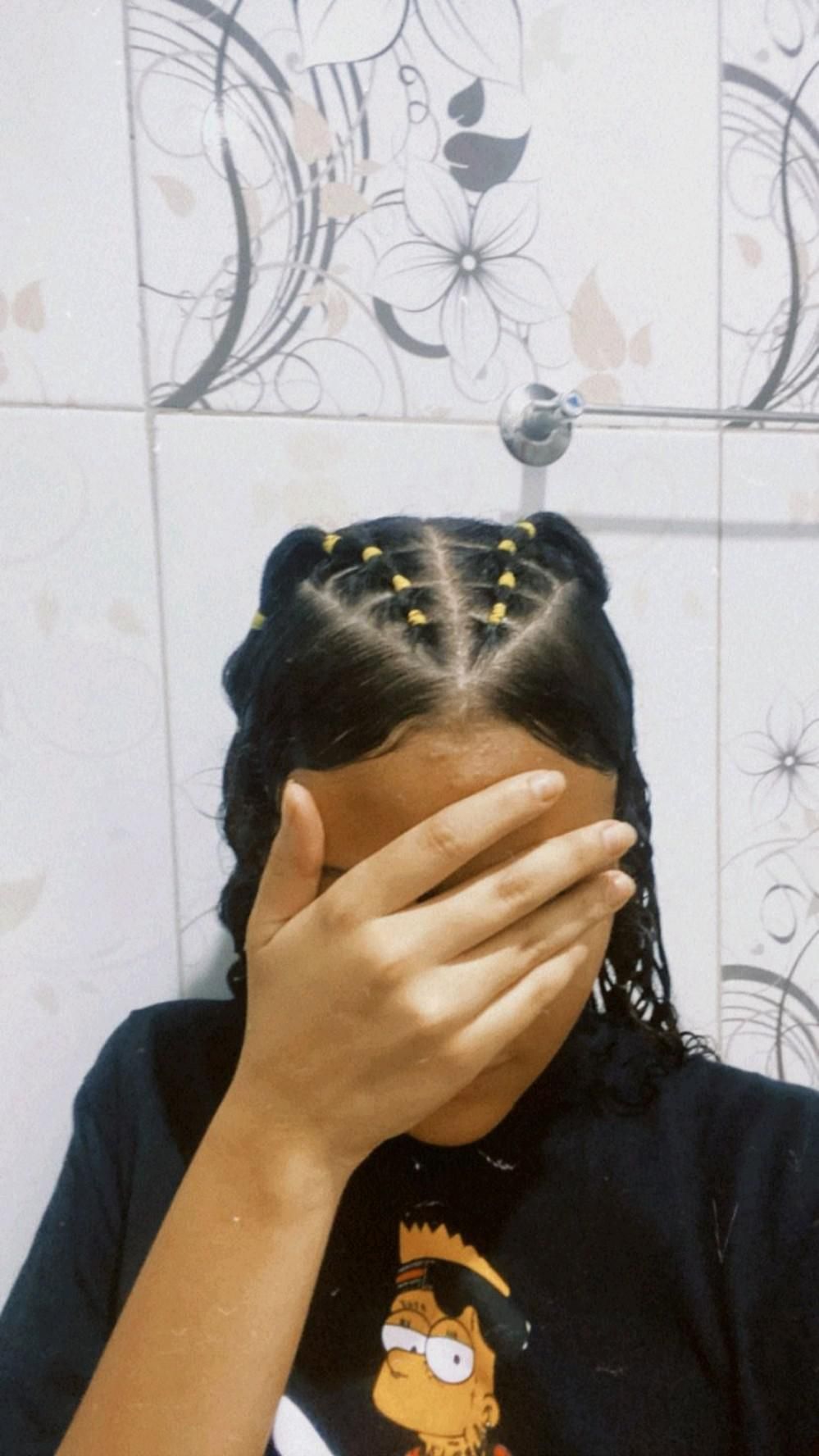 penteados para cabelo ondulado preso com elástico
