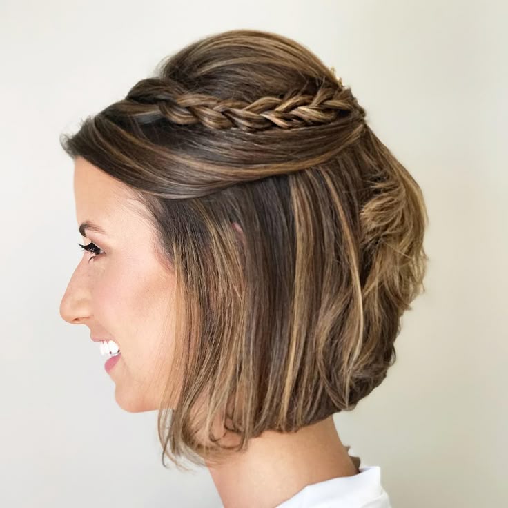 penteados para cabelo curto para casamento