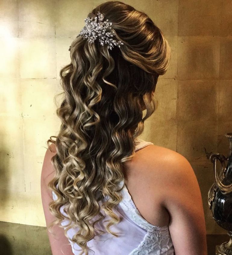 penteados românticos casamento cabelo solto