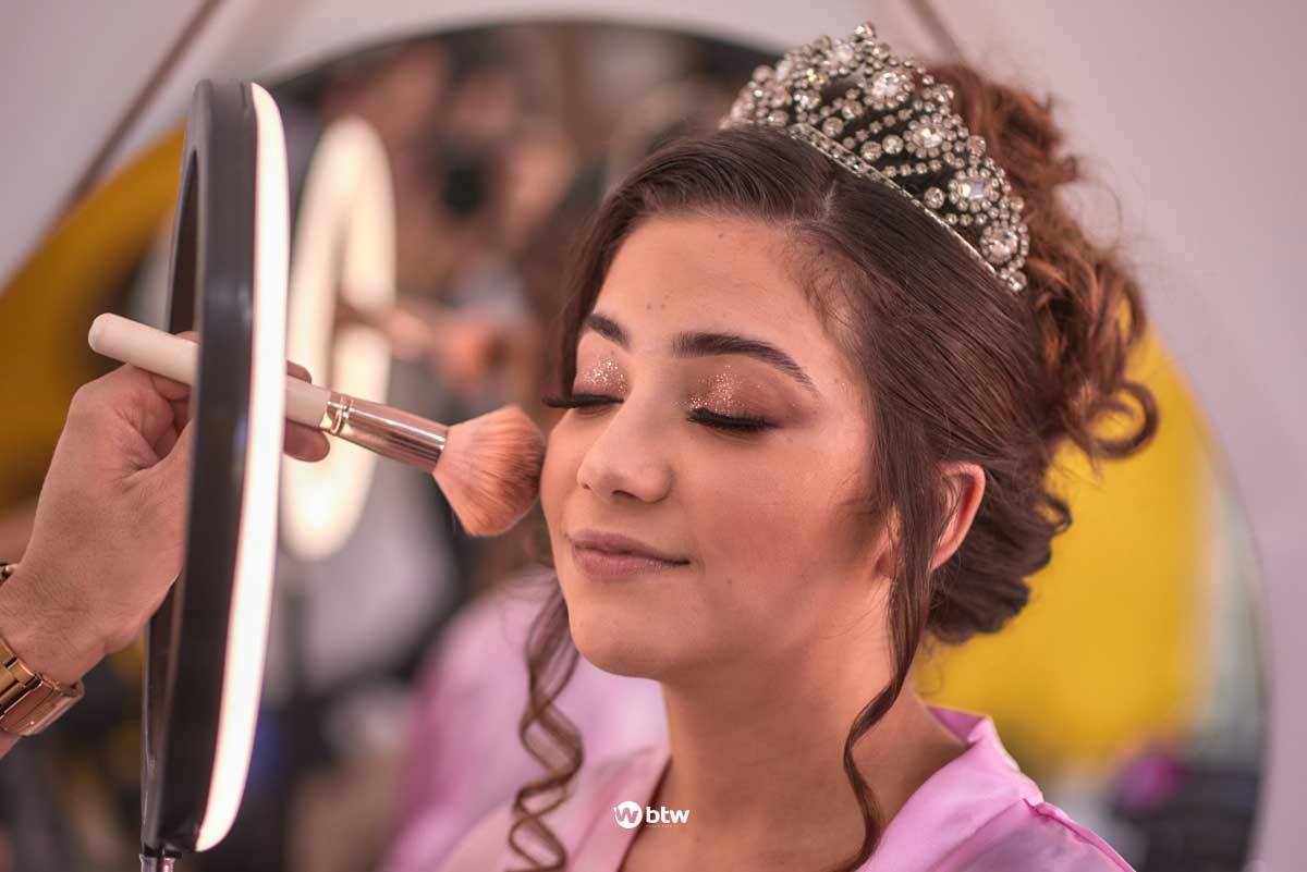 penteados para festa de 15 anos cabelo liso