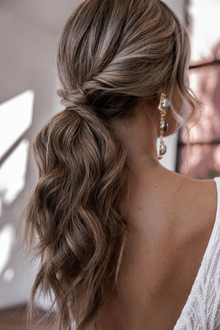 penteados para madrinha de casamento convidada
