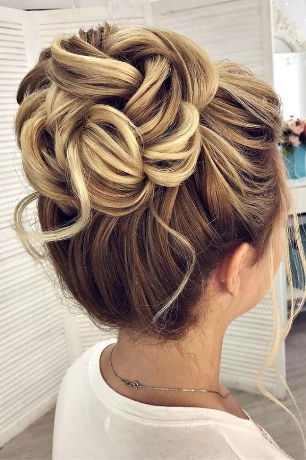 penteado elegante mãe da noiva