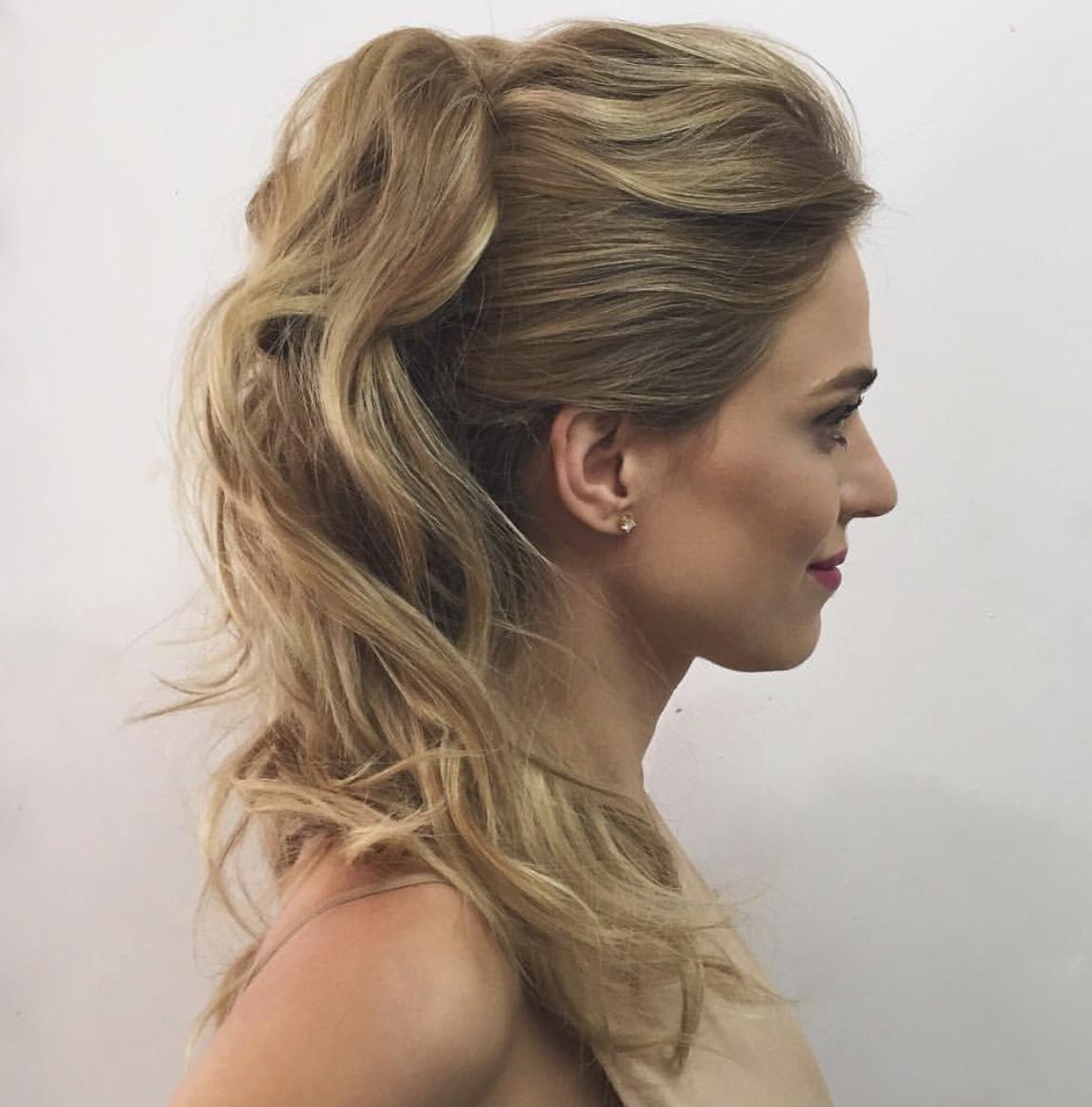 penteado rabo de cavalo formatura